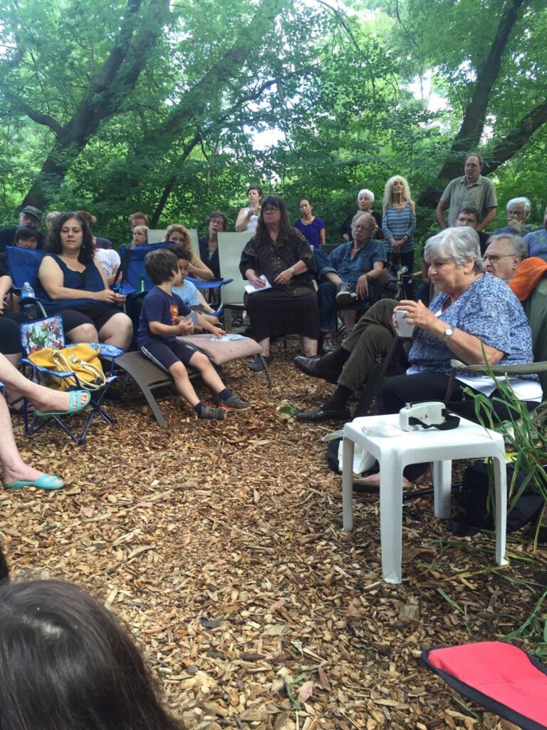 Michele Landsberg (with Stephen Lewis) gives a bagel brunch talk in 2016