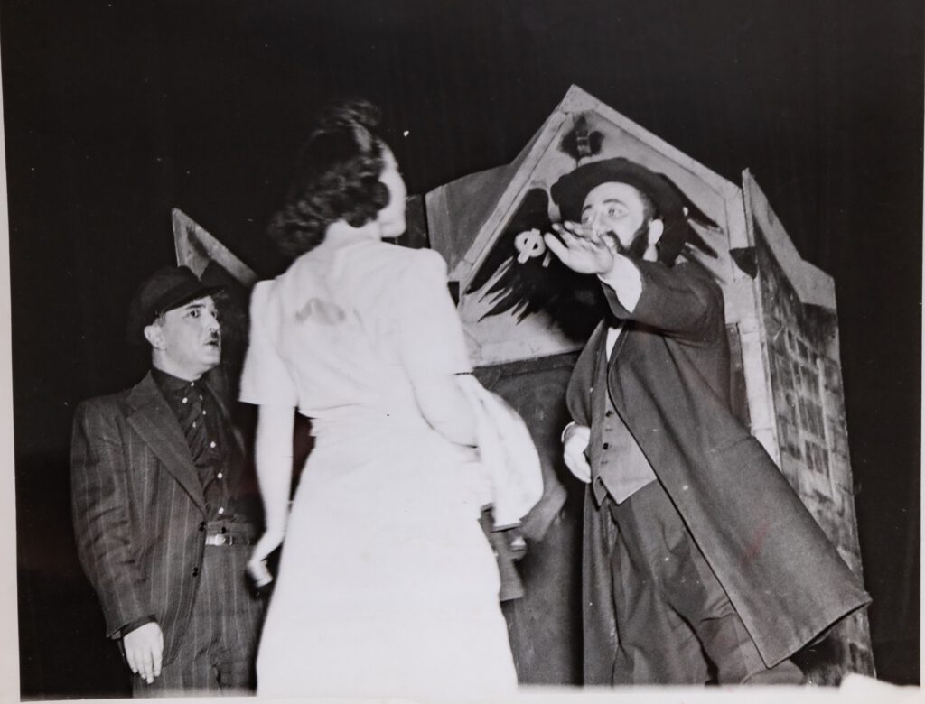 Scene from a UJPO Yiddish theatre production